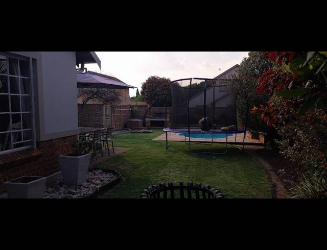 2 BEDROOM PROPERTY TO RENT IN POMONA